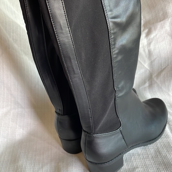 NWT UNISA Over-The- Knee  Boots 7M - Picture 6 of 12